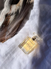 Load image into Gallery viewer, Tuberose - Natural Perfume