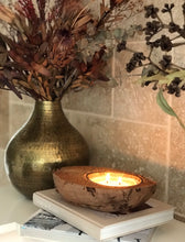 Load image into Gallery viewer, Coconut Husk Candle